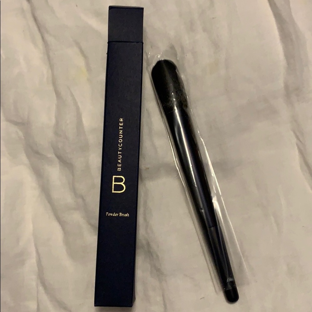 Powder Brush by BeautyCounter